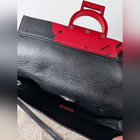 Coccinelle Loving Valentine Heart Crossbody Handbag - Picture 6 of 10